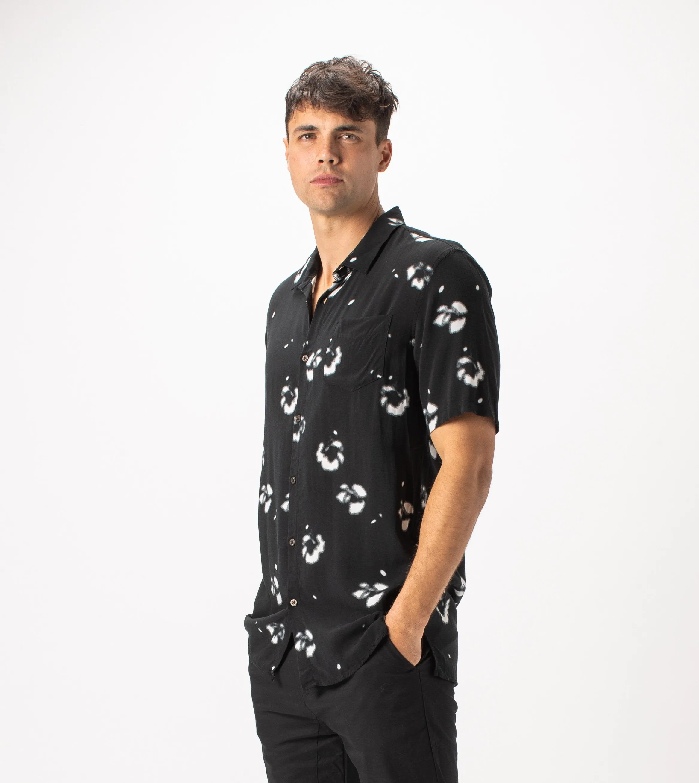 Flower SS Shirt Black