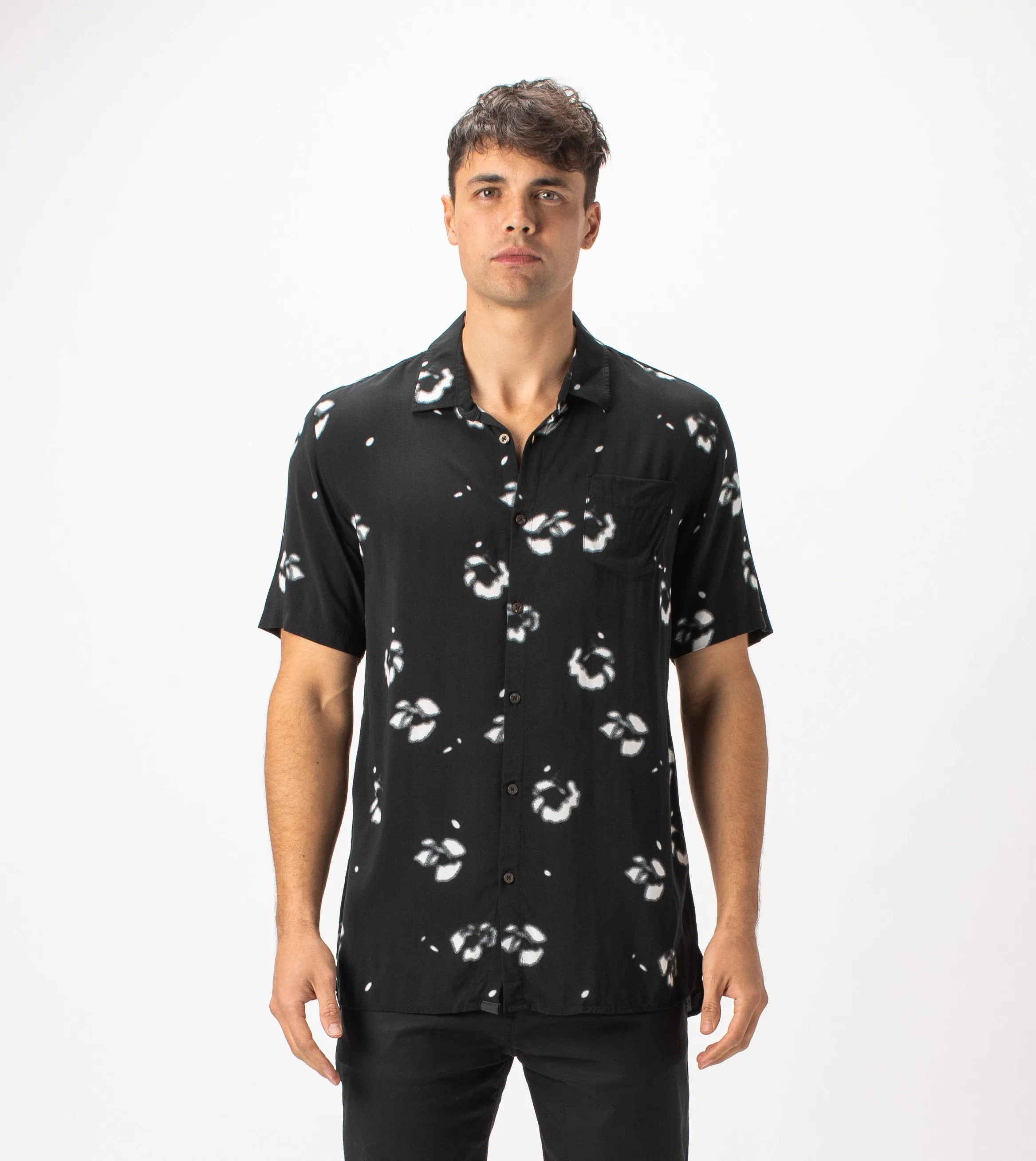 Flower SS Shirt Black