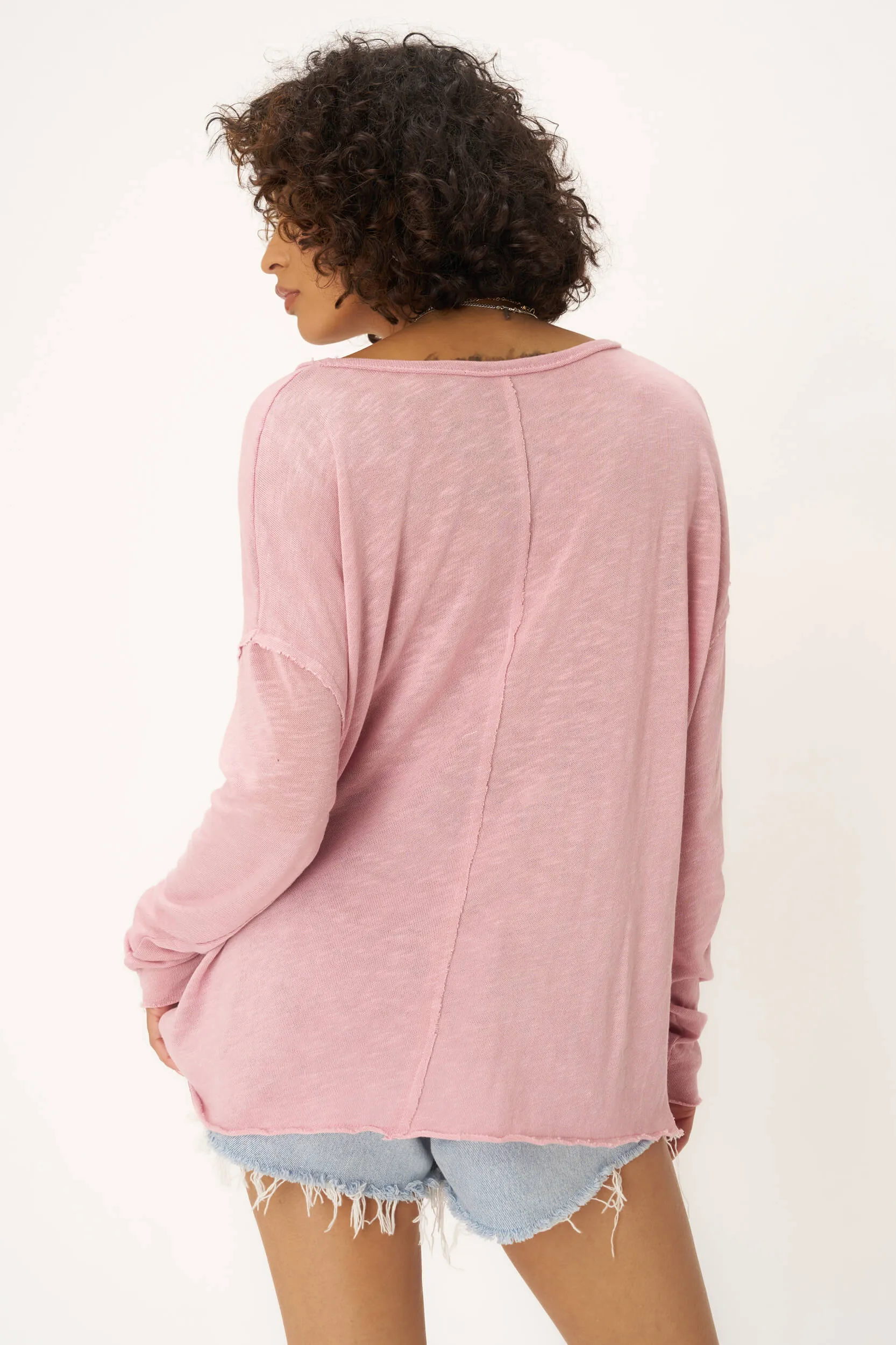 Mae Textured Relaxed V-Neck Long Sleeve - Blushing Mauve