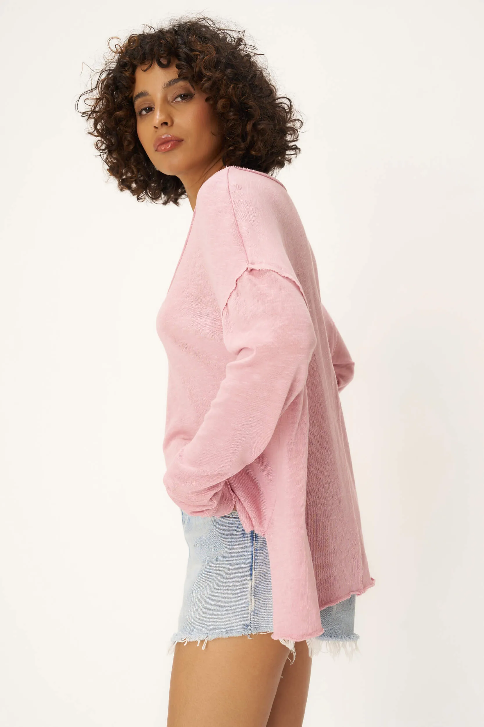 Mae Textured Relaxed V-Neck Long Sleeve - Blushing Mauve