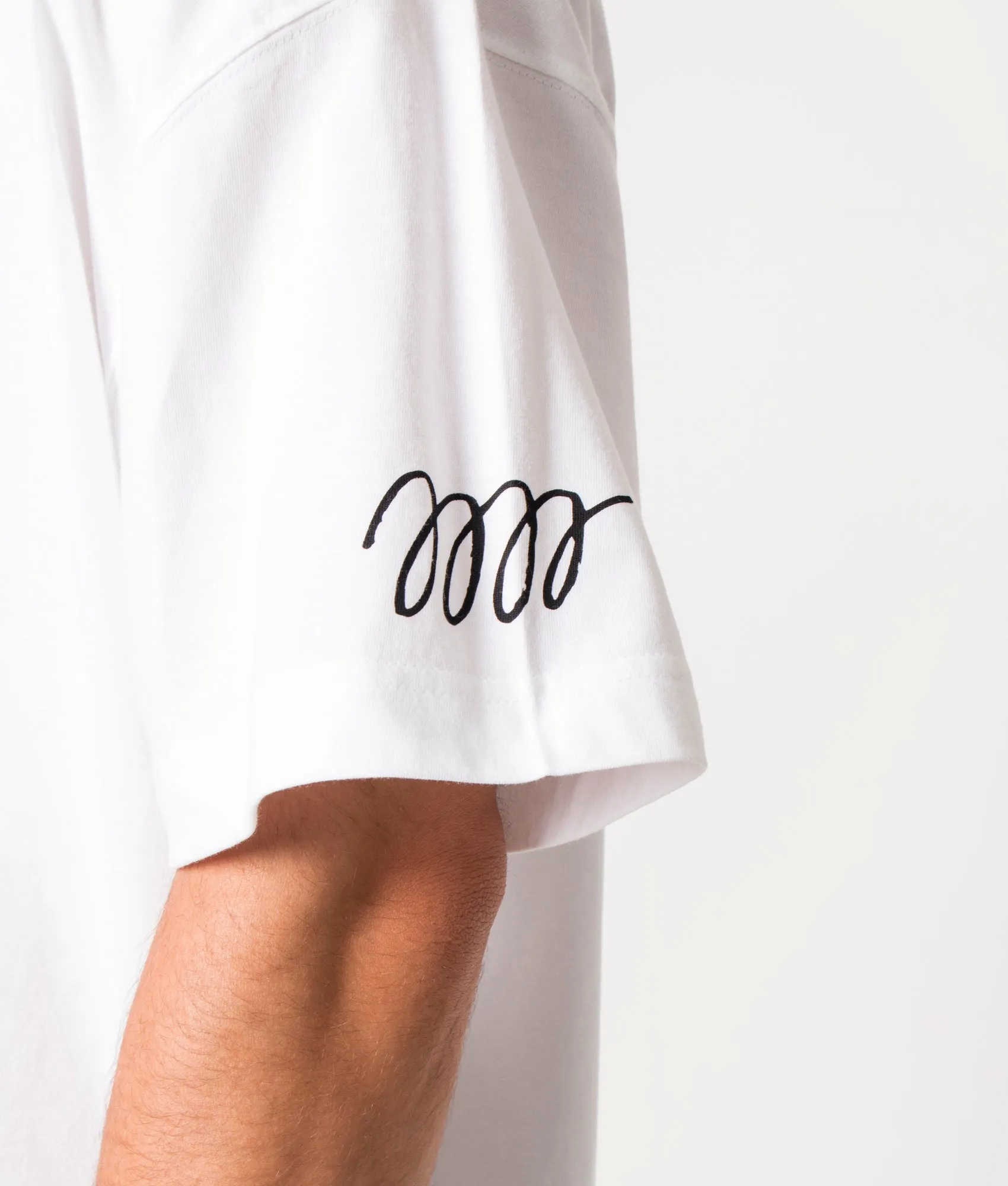 Relaxed Fit Signature T-Shirt