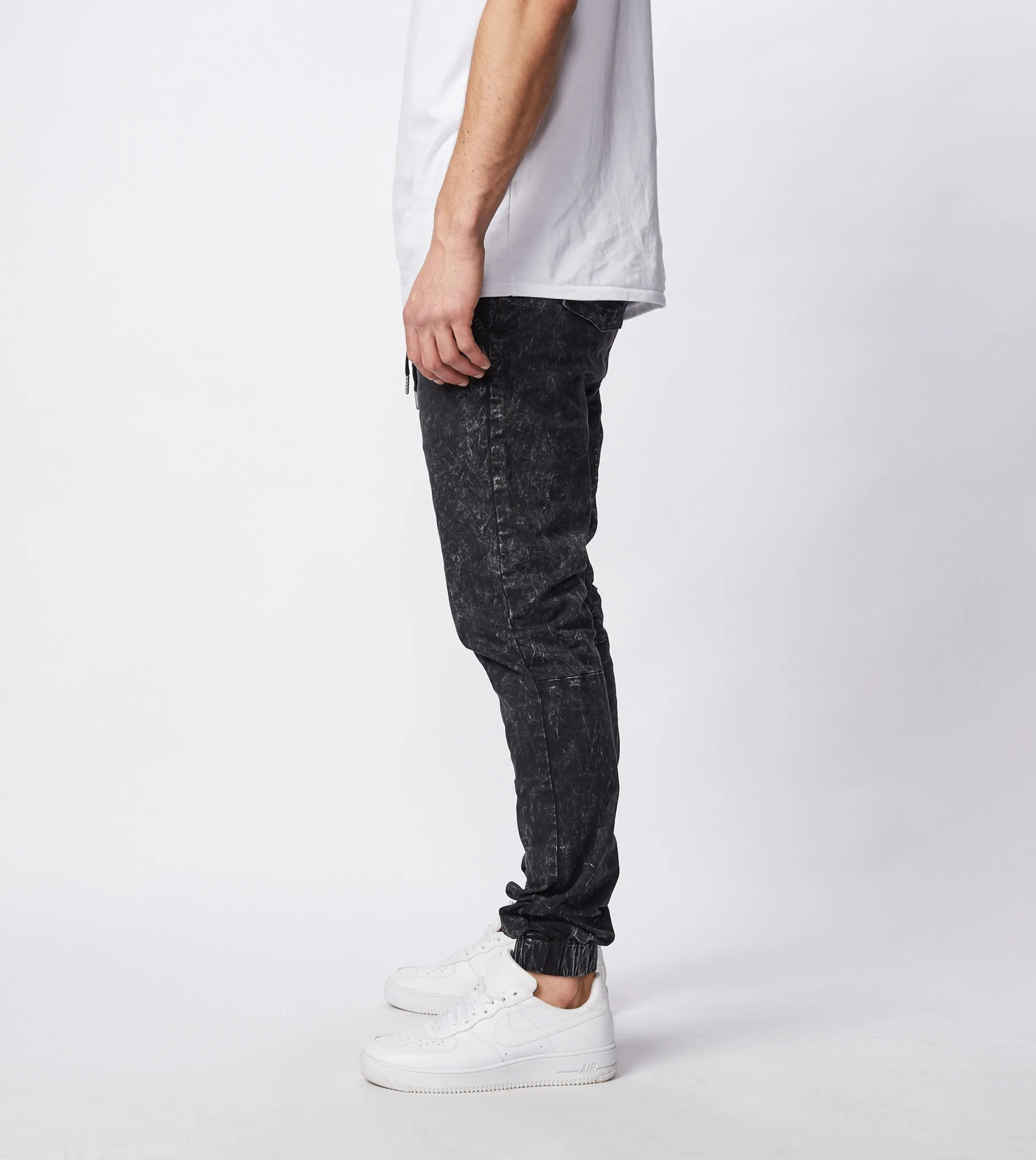 Sureshot Lightweight Jogger Black Acid