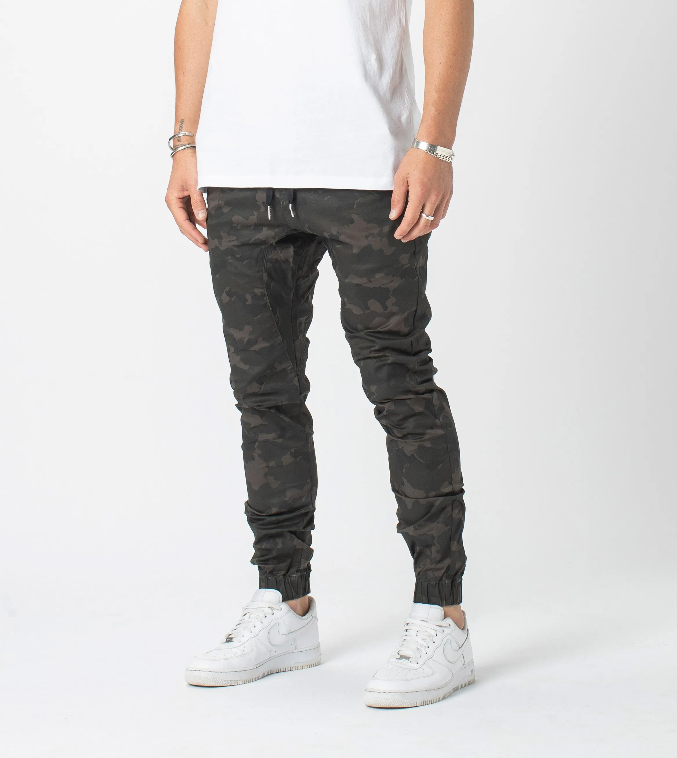 Sureshot Lightweight Jogger Dk Camo