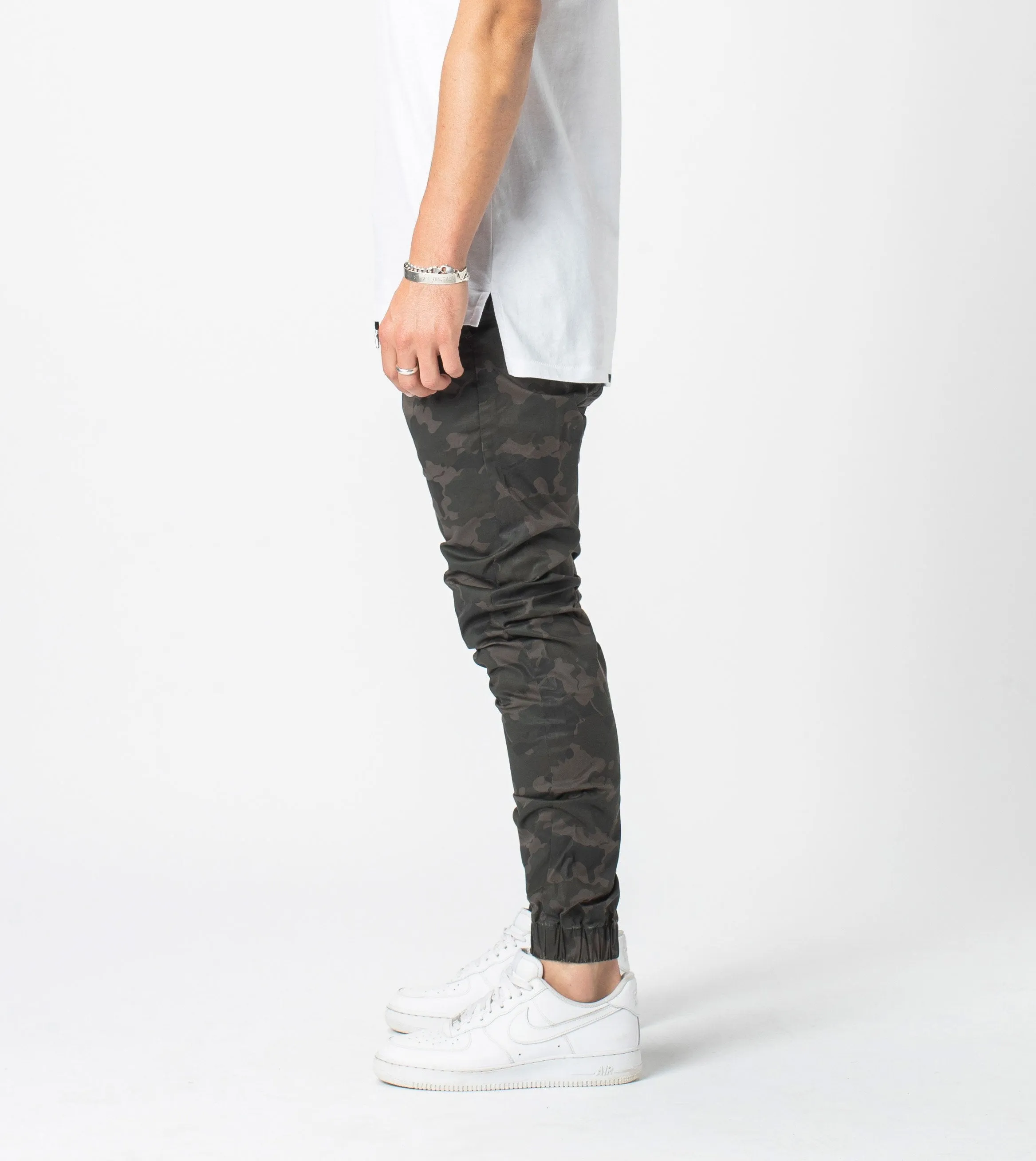 Sureshot Lightweight Jogger Dk Camo