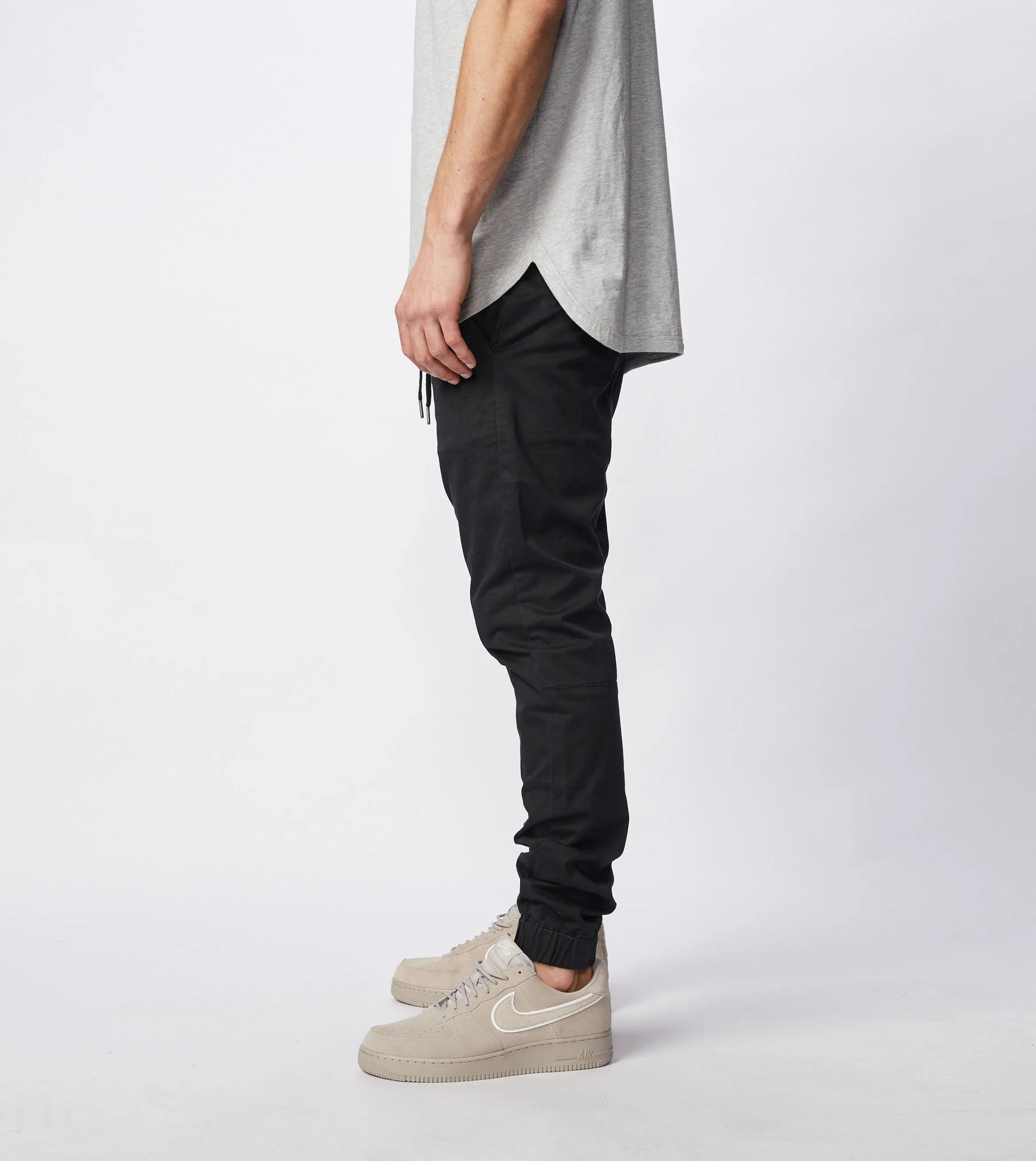 Sureshot Lightweight Jogger Washed Black