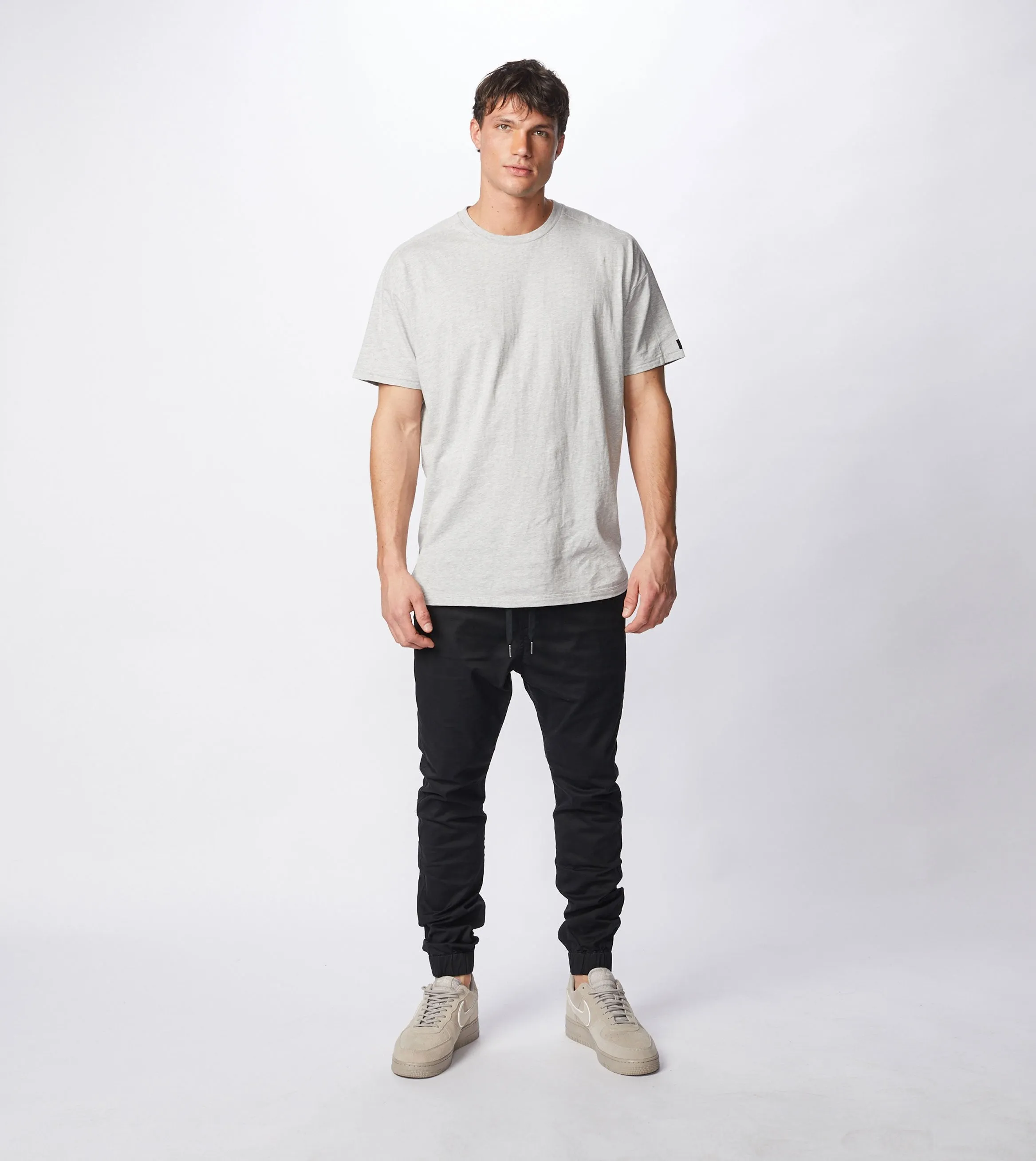 Sureshot Lightweight Jogger Washed Black